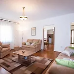 Nola By Rent Istria