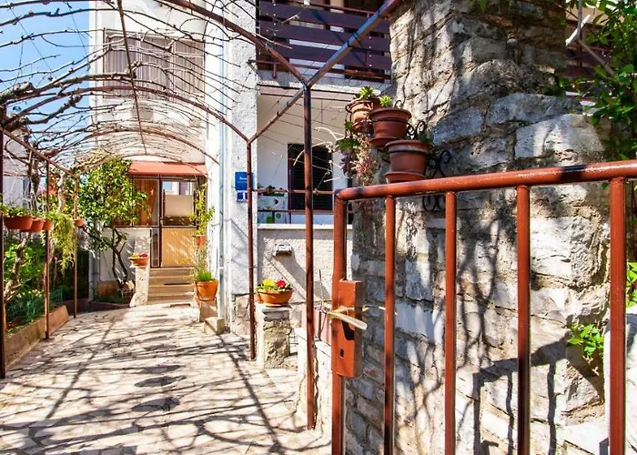 Nola By Rent Istria ポレッチ